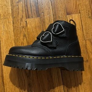 Dr. Martens DEVON HEART LEATHER PLATFORM BOOTS